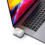 Charger l&#39;image dans la visionneuse de la galerie, Satechi - DOCK DE CHARGE SANS FIL USB-C POUR AIRPODS
